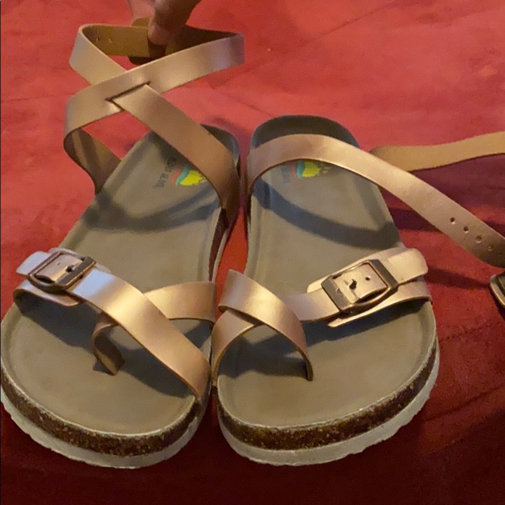 Rose gold girl sandal